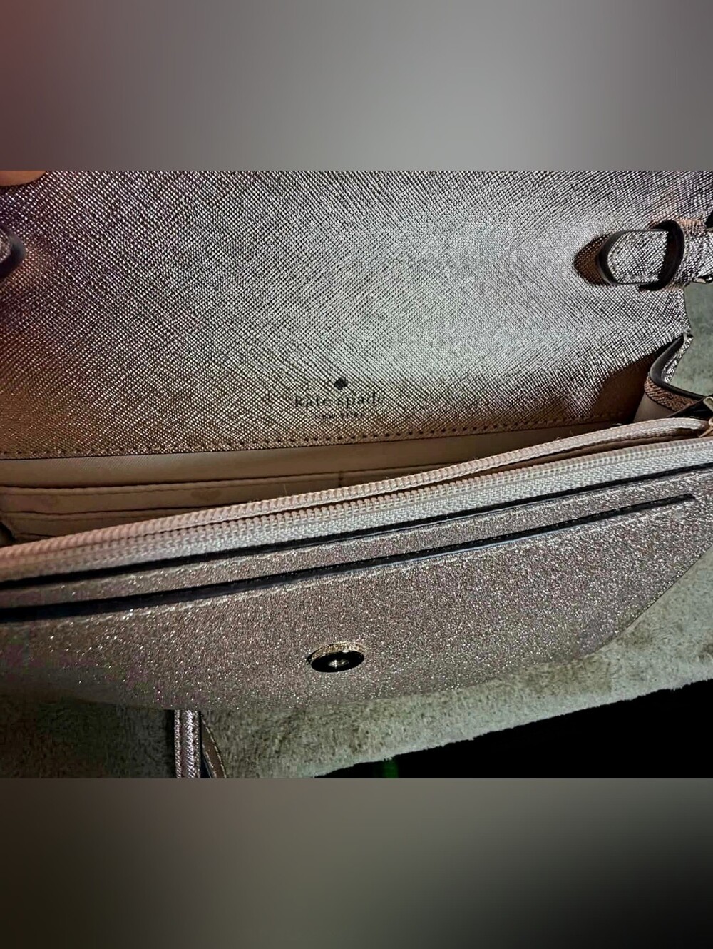 Kate Spade Tinsel Flap Crossbody Bag Rose Gold Glitter ✨ Excellent Condition! - Picture 3 of 6
